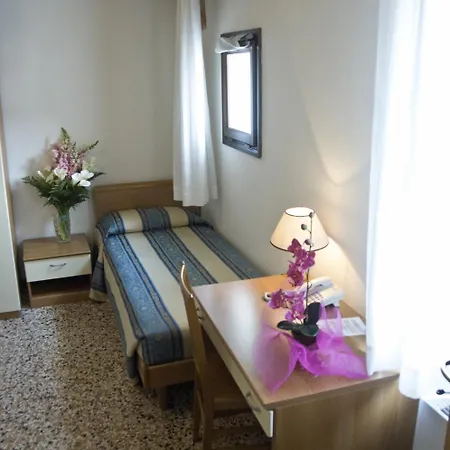 Casa Sant'andrea Bed & Breakfast Benátky