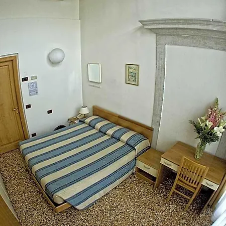 Casa Sant'andrea Bed & Breakfast Venetië