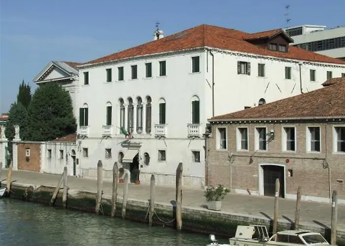 Bed and Breakfast Casa Sant'andrea 2*